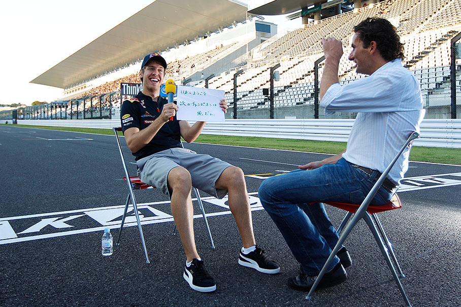 Sebastian Vettel makes fun for German TV with Japanese ideographs on the grid