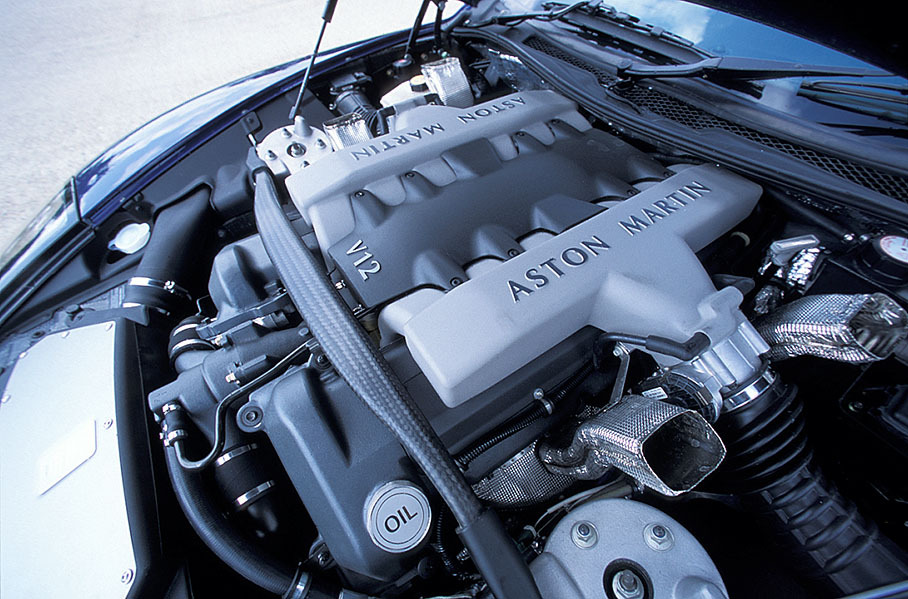 Aston Martin Vanquish, 2001