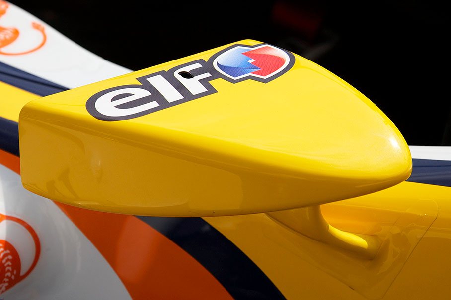 A rear mirror of a Renault