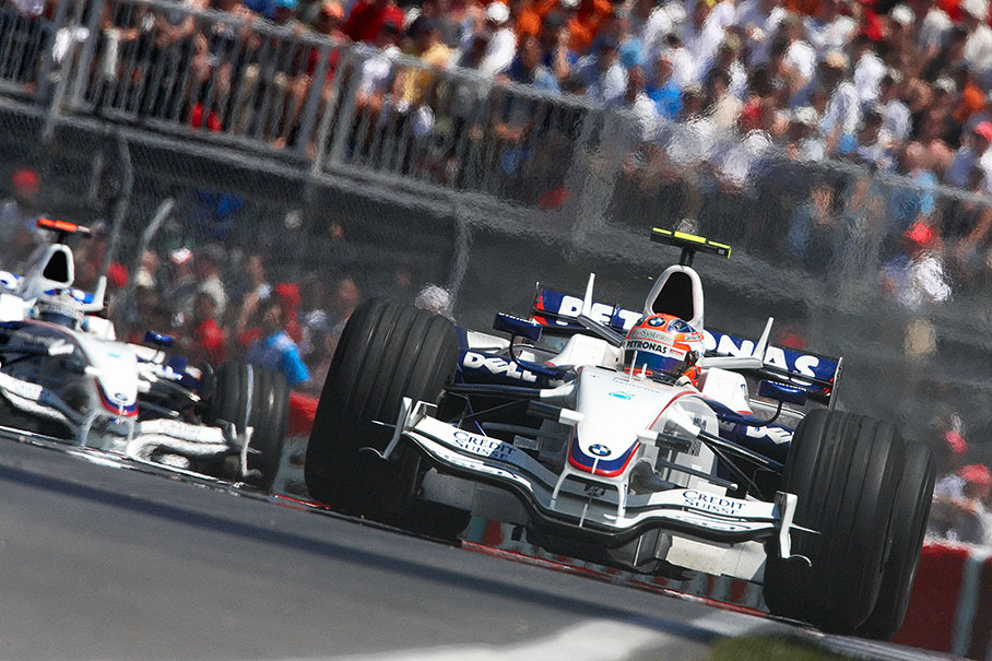 BMW Sauber cars lead 1-2 at the 2008 Canadian GP with Robert Kubica in front of his team mate Heidfeld