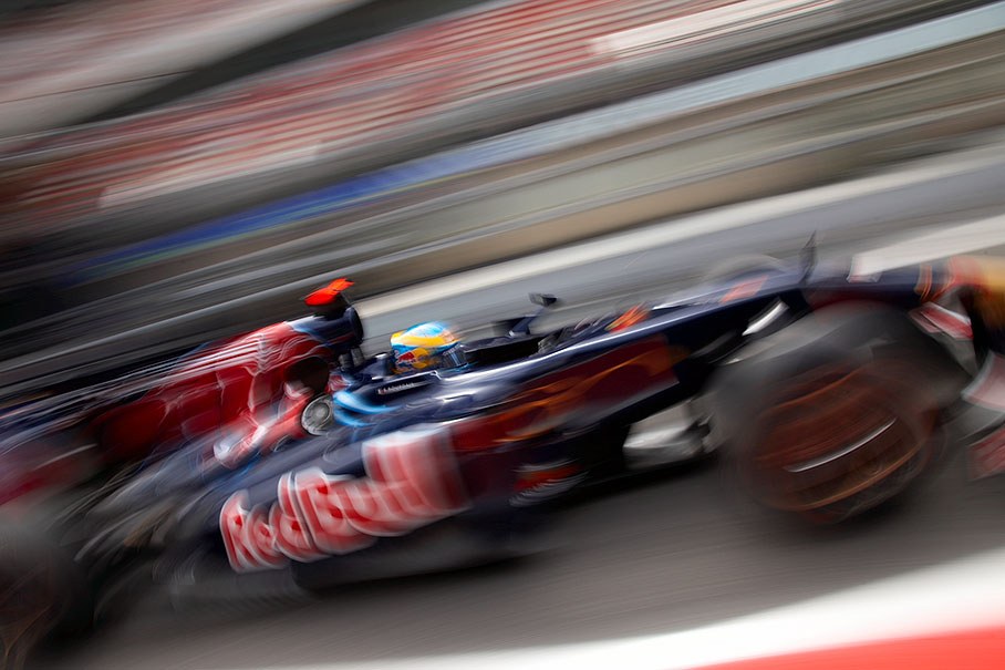 Sebastien Bourdais, Scuderia Toro Rosso