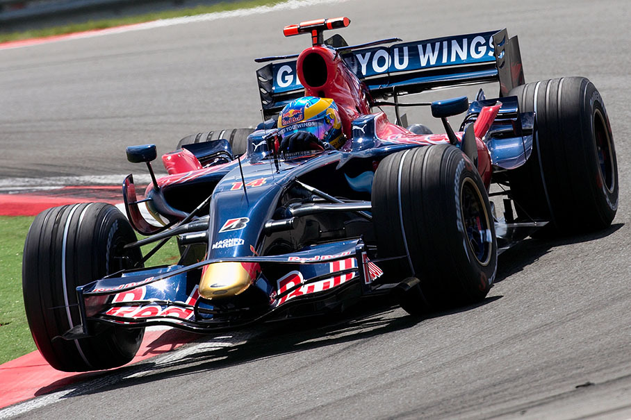 Sebastien Bourdais, Scuderia Toro Rosso