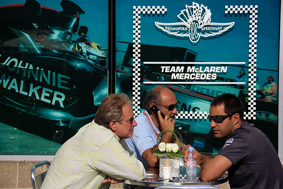 Juan Pablo Montoya with his father Pablo and his manager Rick