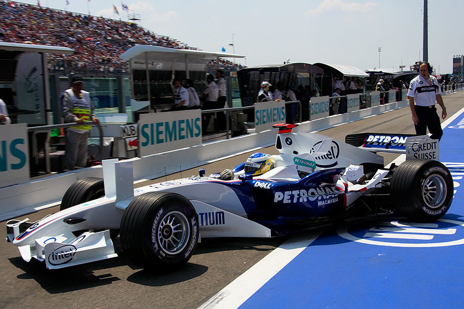 Nick Heidfeld rolling out for practice