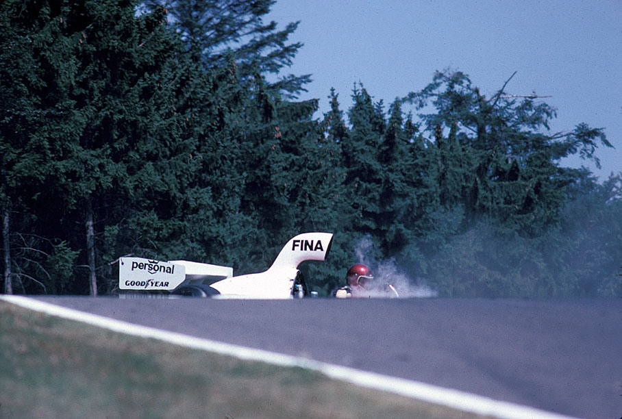Ian Ashley (born in Wuppertal/Germany 1947) in the 2nd Williams FW03 Ford-Cosworth during qualifying. He has a big accident at Pflanzgarten and suffered serious ankle injuries. It is sole Grand Prix in 1975.