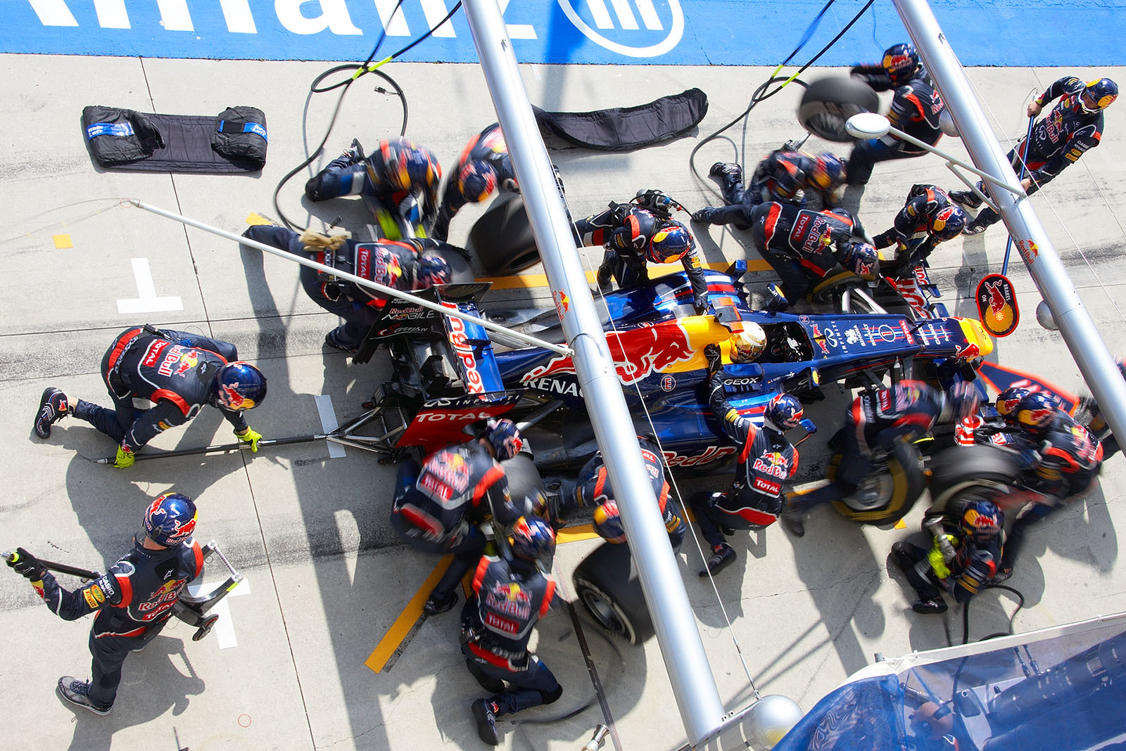 Pit stop of Sebastian Vettel, Red Bull Racing