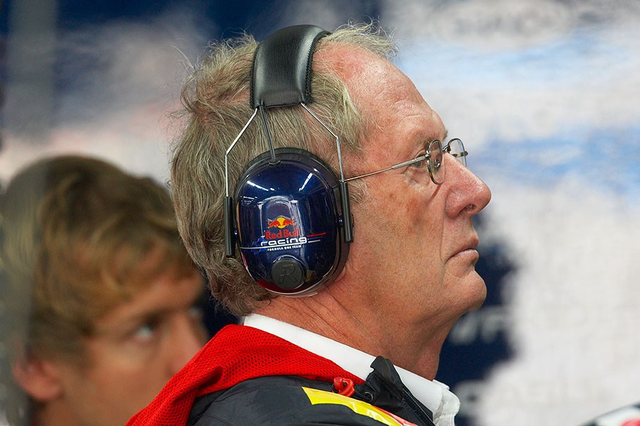 Dr. Helmut Marko in Red Bull pits with driver Vettel