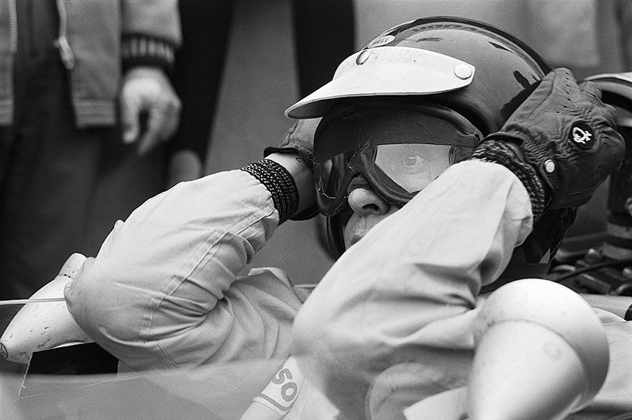 Jim Clark prepares for racing.