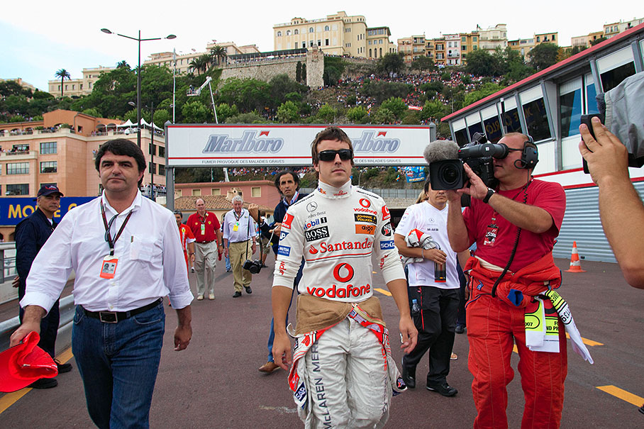 Polesetter Fernando Alonso