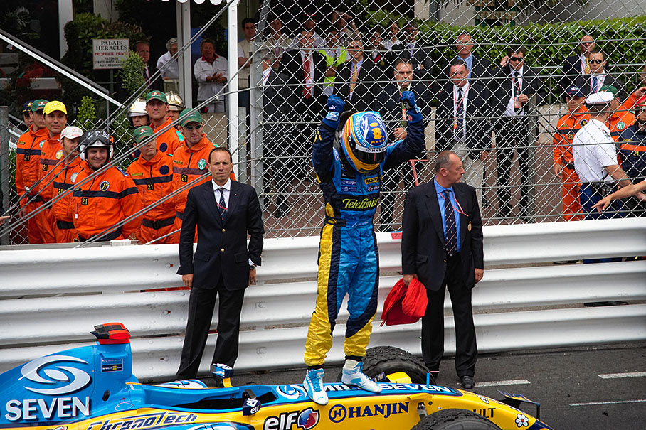 Alonso playing the "Grinch" again