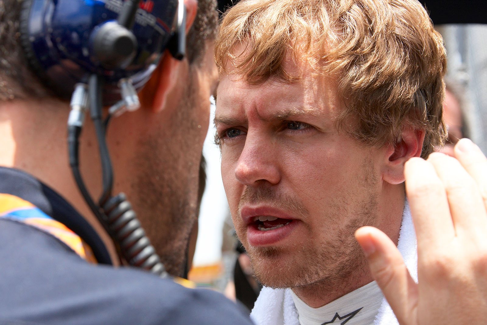 Sebastian Vettel speaks with his Red Bull race engineer Rocquelin