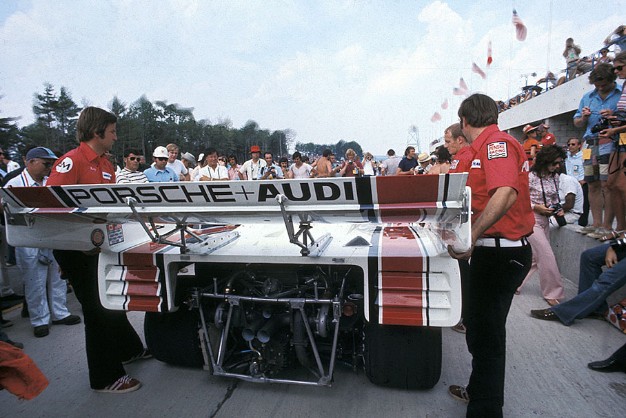 Follmer's Porsche 917/10 TC on the grid
