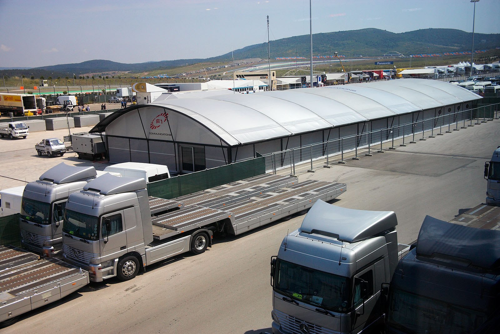 F1 communications compound