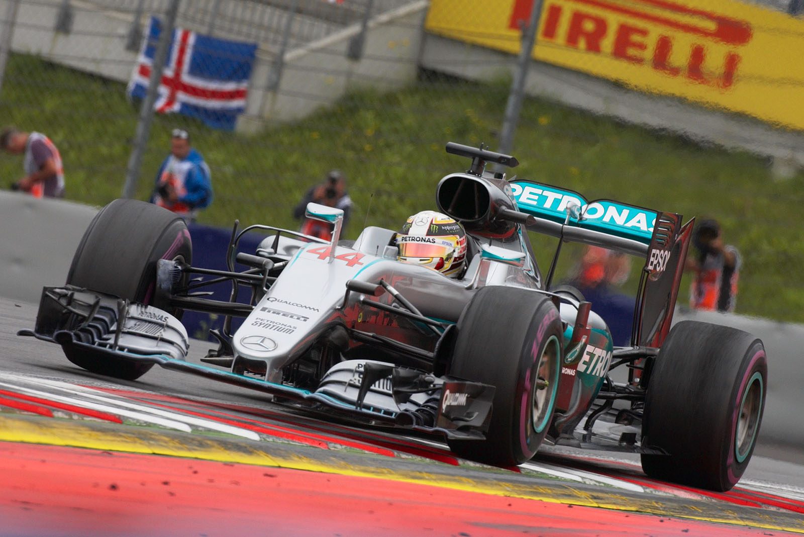 Lewis Hamilton, Mercedes