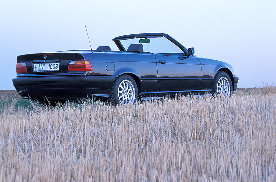 BMW 318i Cabrio (E36), 1993