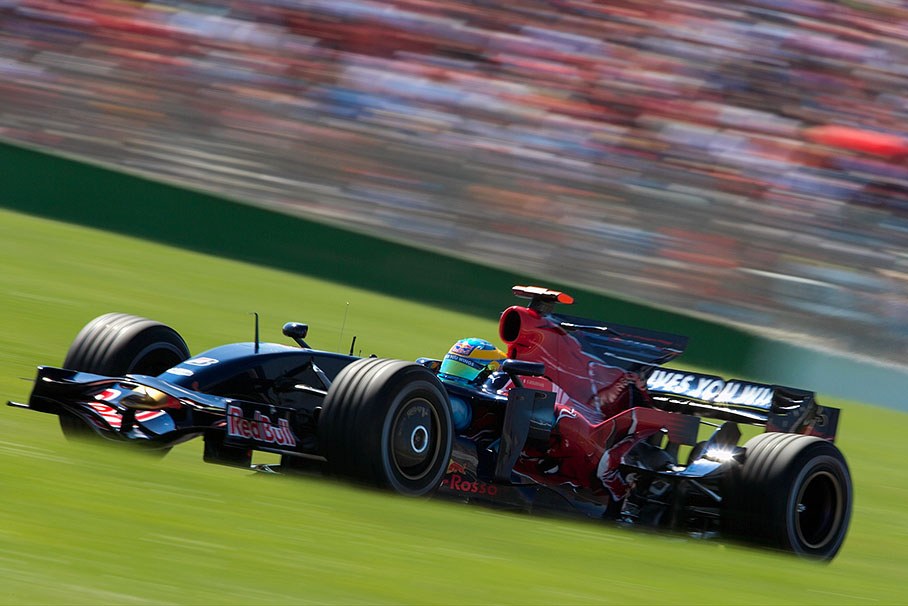 Sebastien Bourdais, Scuderia Toro Rosso