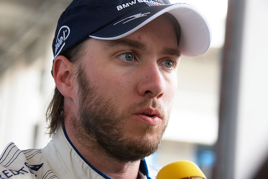 Nick Heidfeld gives an interview