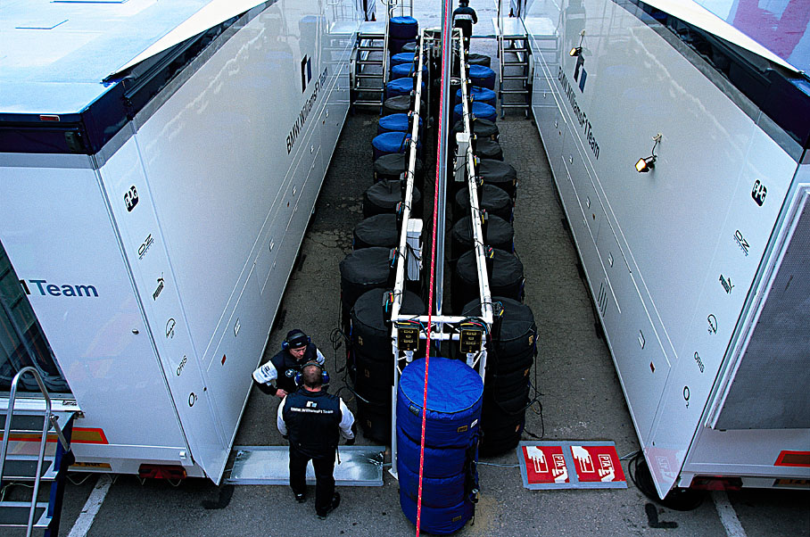 Preseason testing week at Barcelona, 19.-23.1.2004