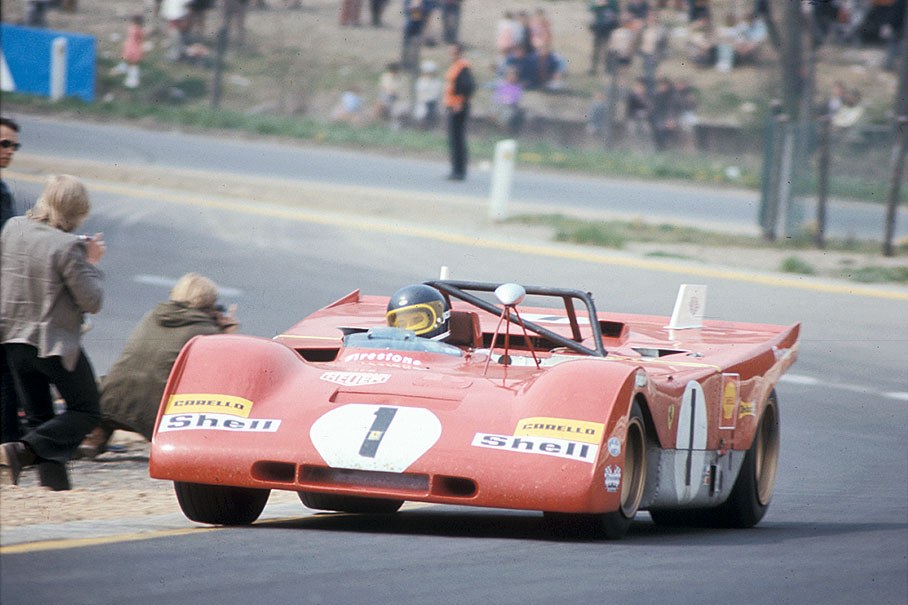 Jacky Ickx (B) in the Ferrari 312 PB #0878
