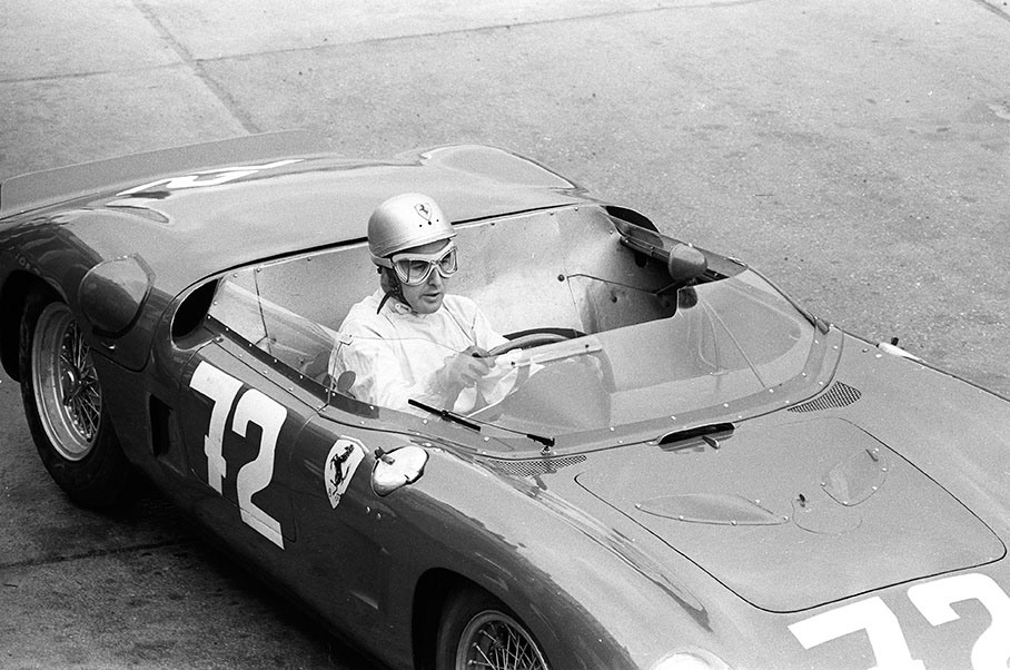 Lorenzo Bandini (I) in the Ferrari Dino 196SP #0804