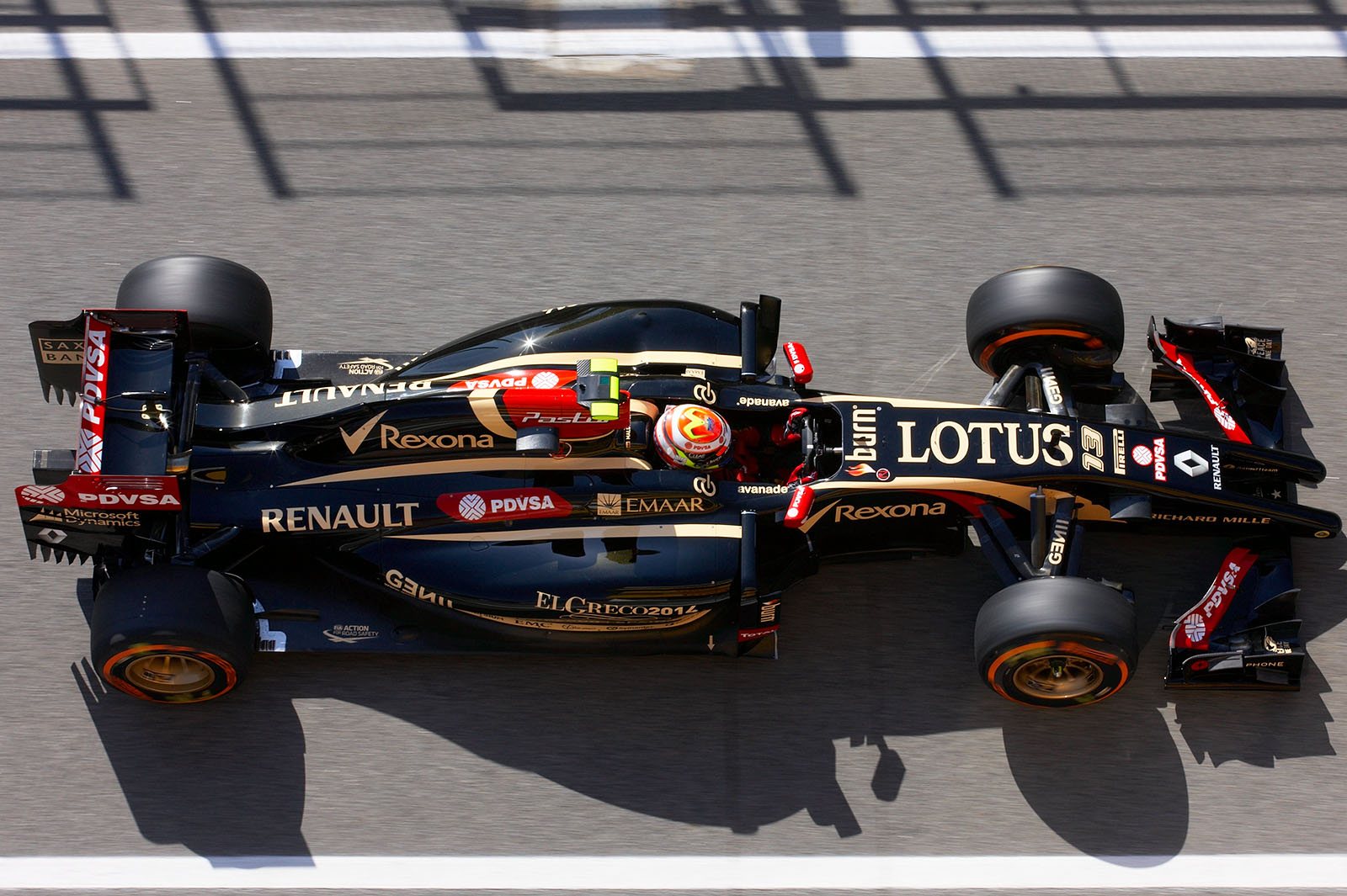Pastor Maldonado, Lotus-Renault, on Friday morning practice session