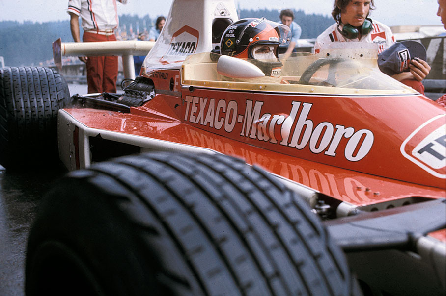 Emerson Fittipaldi, McLaren-Cosworth M23