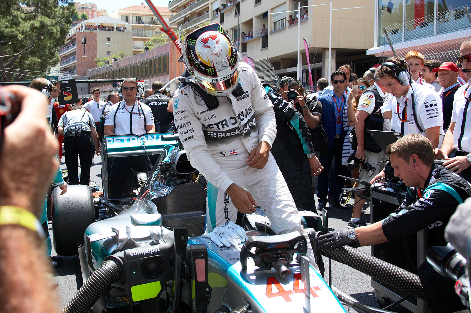 The pole setter arrives on the grid: Mercedes driver Lewis Hamilton, the championship leader, Monte Carlo Grand Prix, 2015