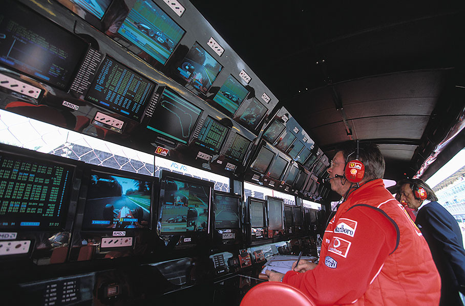 Ross Brawn and Luca di Montezemolo at the pitwall
