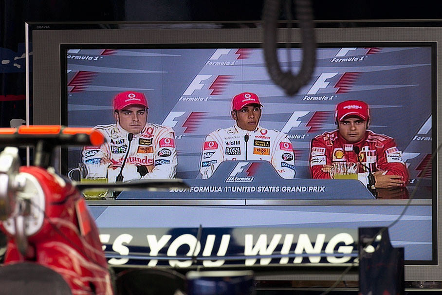 Press conference with the best three qualifying positioned: second Fernando Alonso, pole setter Lewis Hamilton and third Felipe Massa
